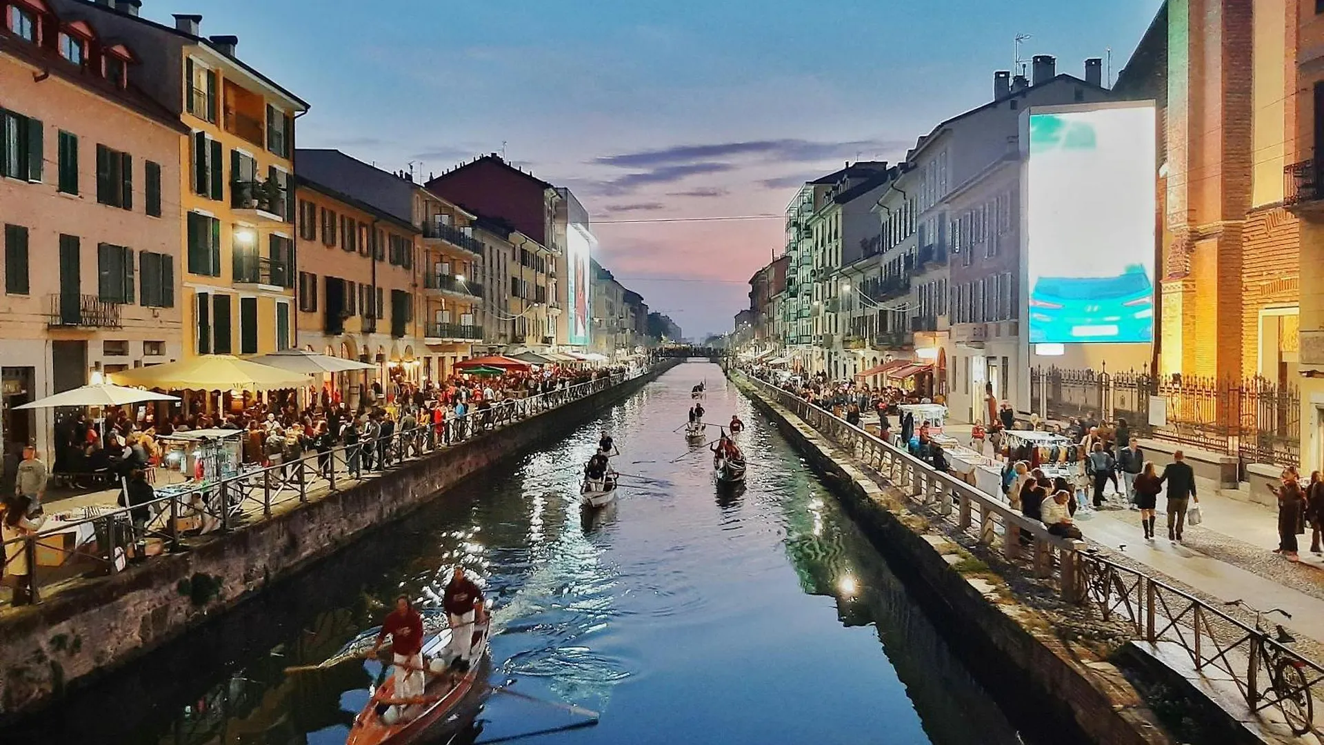 Design Stay Navigli - Fast To Duomo & Airport Mediolan 0*,  Włochy