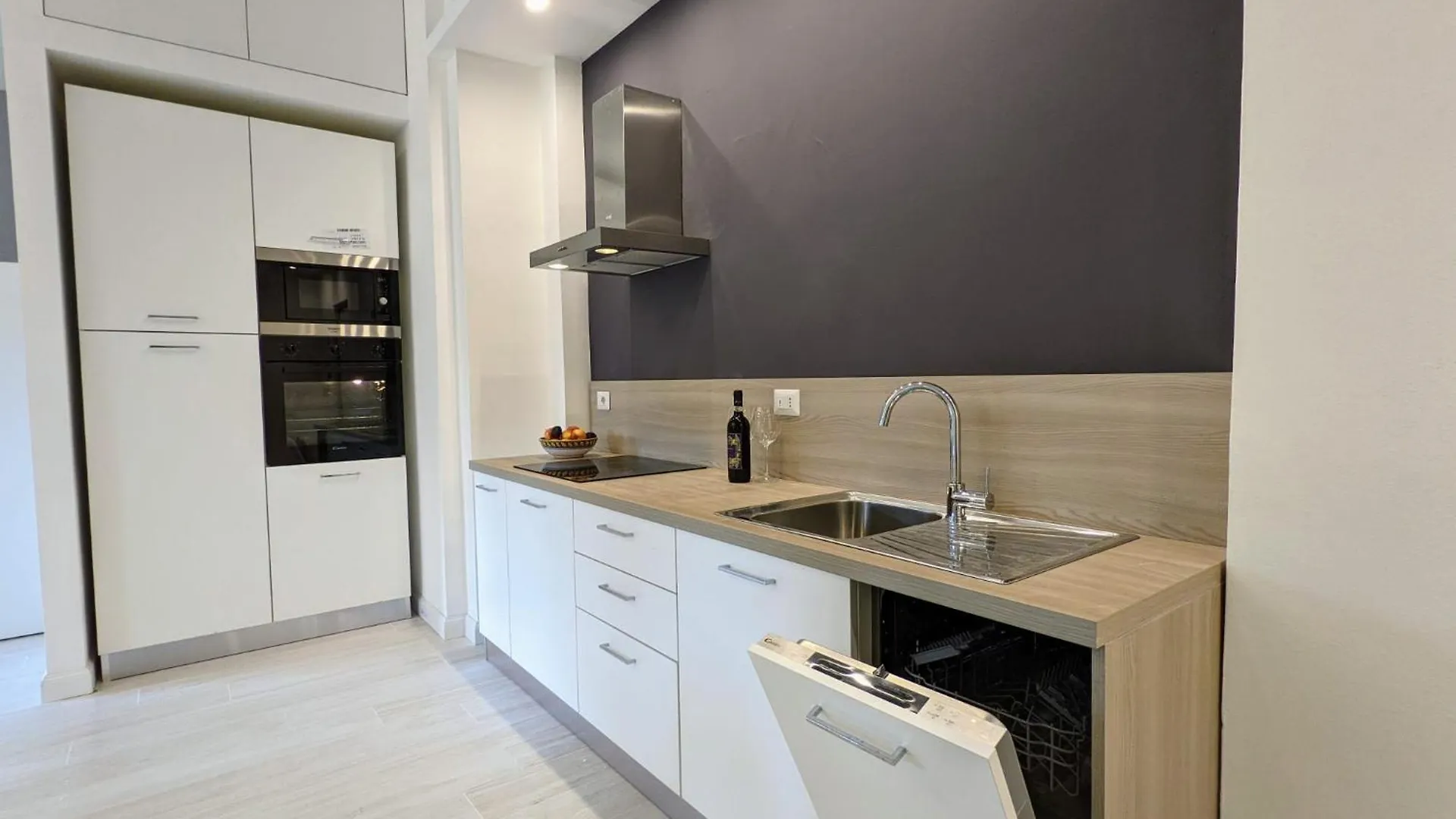 Apartament Design Stay Navigli - Fast To Duomo & Airport Mediolan Włochy